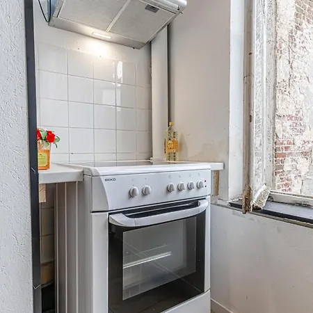 Modern 2-bedroom Getaway In The Heart Of * Gent