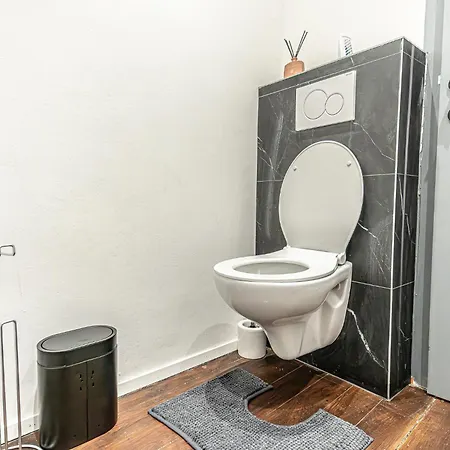 Modern 2-bedroom Getaway In The Heart Of * Gent