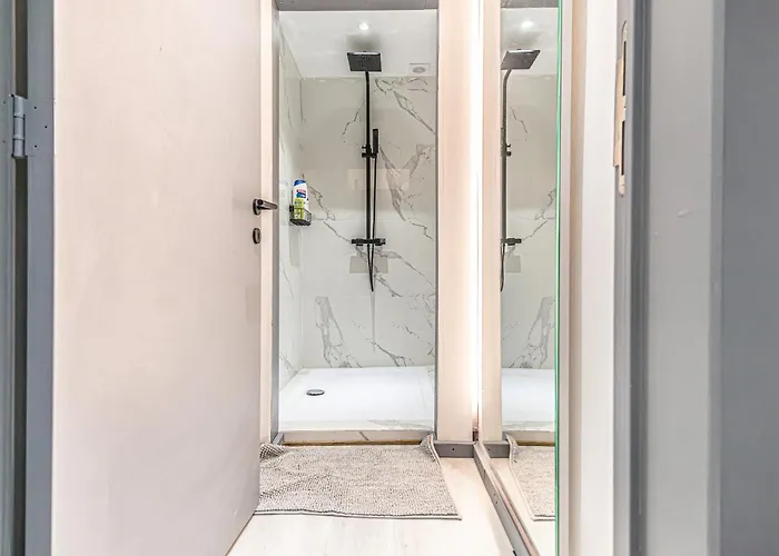 Apartamento Modern 2-bedroom Getaway In The Heart Of Gante